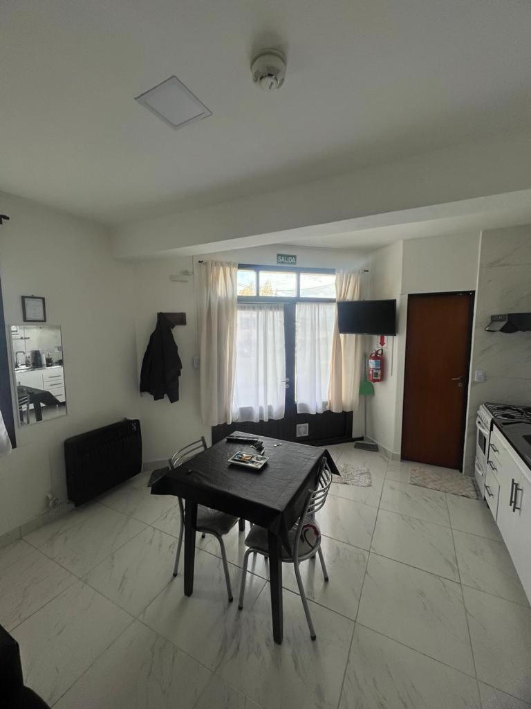 Departamentos Karukinka Appartement Ushuaia Buitenkant foto